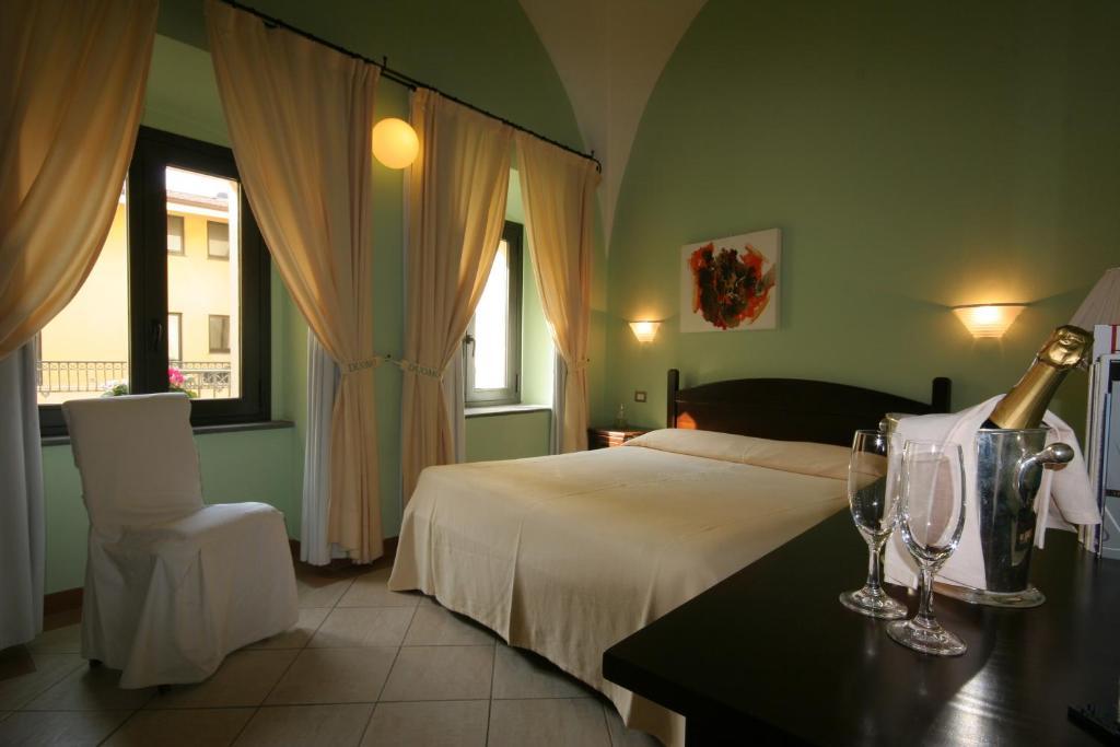 Hotel Il Duomo Oristano Room photo